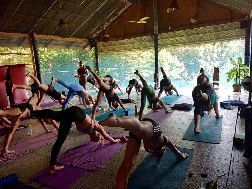 lindsay nova yoga thailand